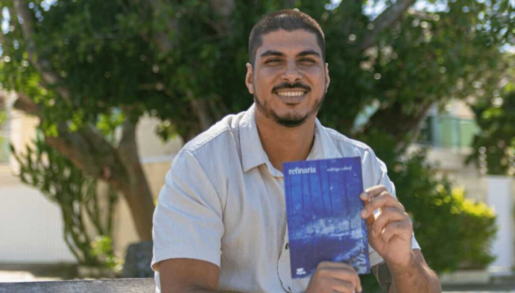 Rodrigo Cabral: Semifinalista do Prêmio Jabuti 2025 com ‘Refinaria’ Imagem do artigo