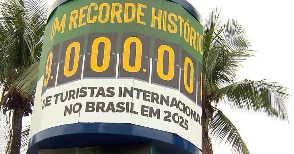 Brasil Registra 9 Milhões de Turistas Estrangeiros e Estabelece Novo Recorde em 2025