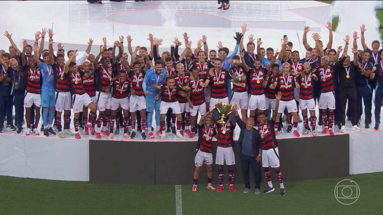 Ponto Facultativo em Dia de Finais no Rio: Prefeito Anuncia Benefício para Torcedores Imagem do artigo