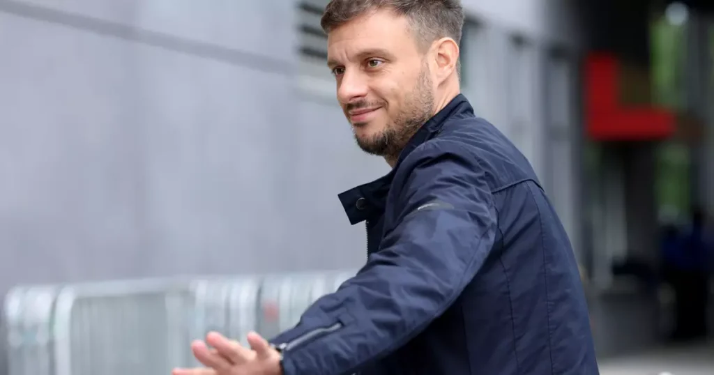 Ex-treinador do Botafogo Critica Anselmi: 'É Preciso Respeitar o Futebol'