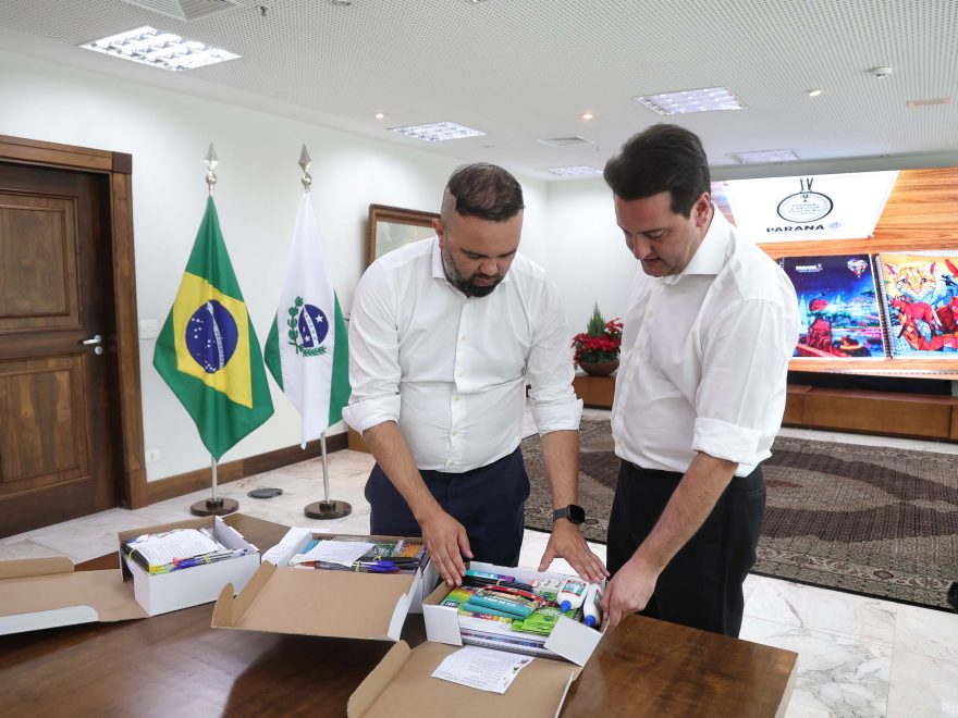 Kits Escolares do Estado Chegam às Apaes do Paraná: Um Marco na Educação Inclusiva Imagem do artigo