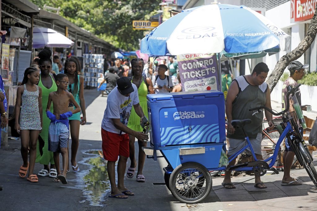 Governo do RJ Intensifica Medidas Contra Onda de Calor com Ações Coordenadas
