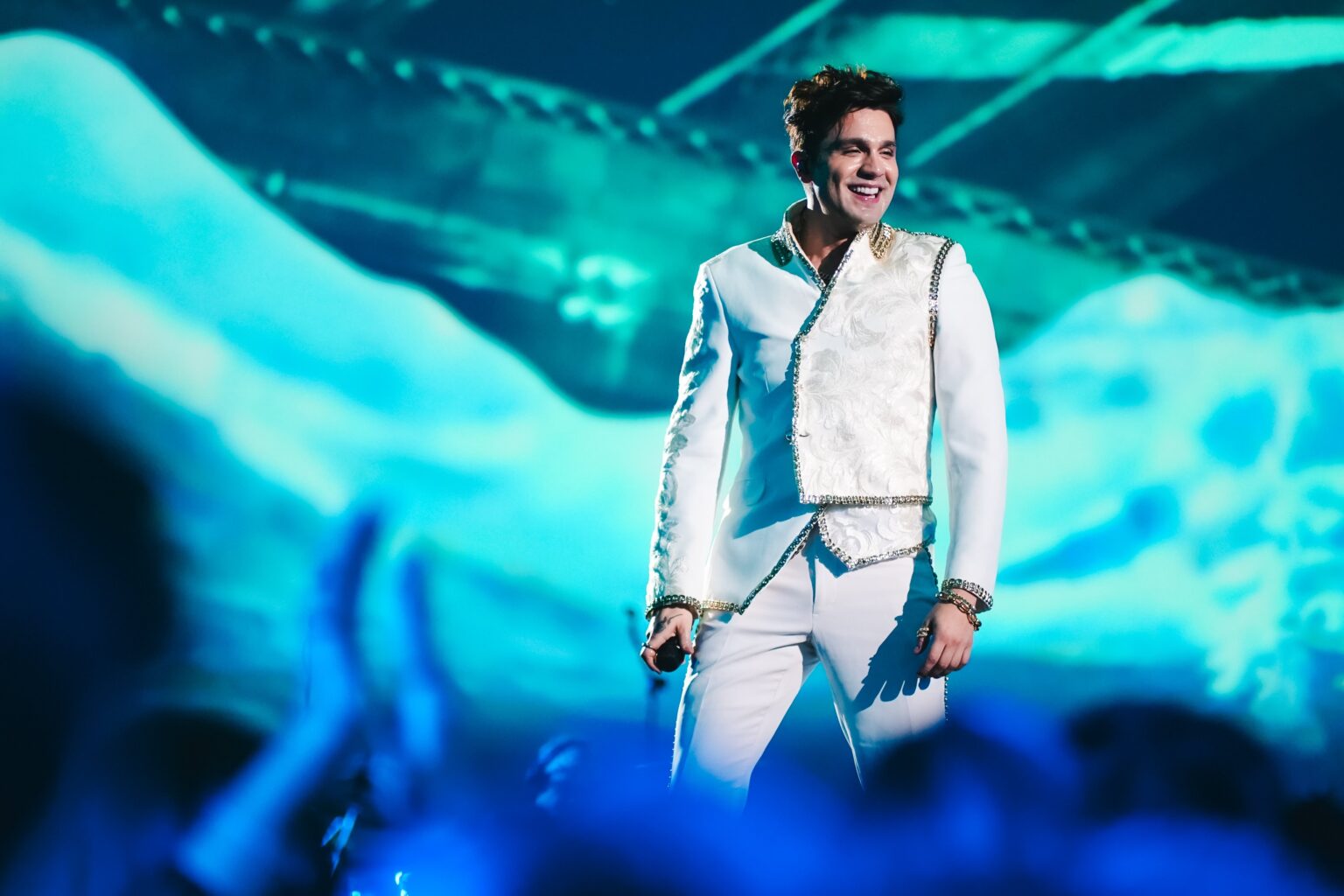 Luan Santana Agita o Allianz Parque com Ingressos Esgotados e Nova Data Anunciada