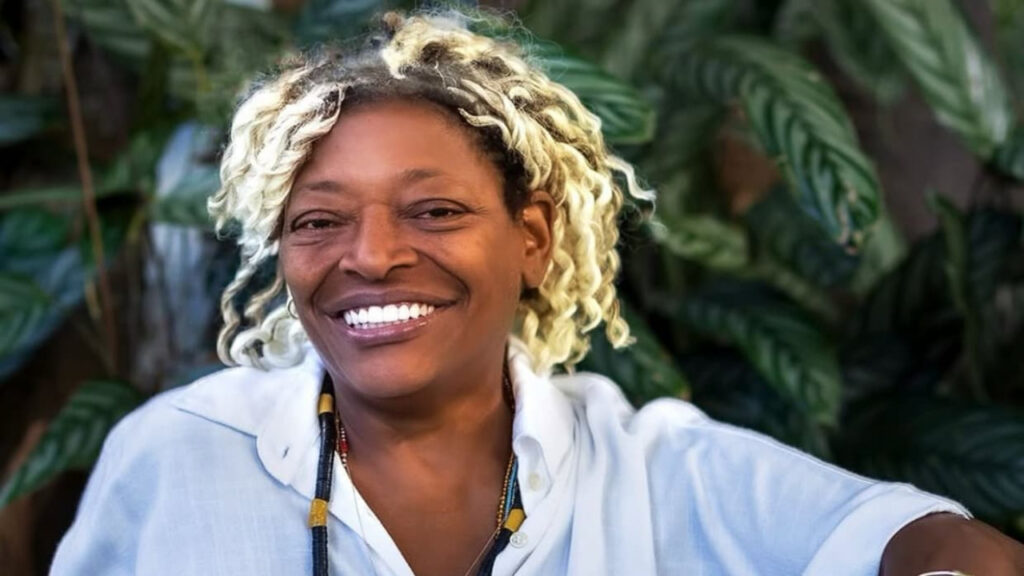 Mart’nália sofre assalto no Rio: figurino de Réveillon roubado Mart'nália sofre assalto no Rio: figurino de Réveillon roubado