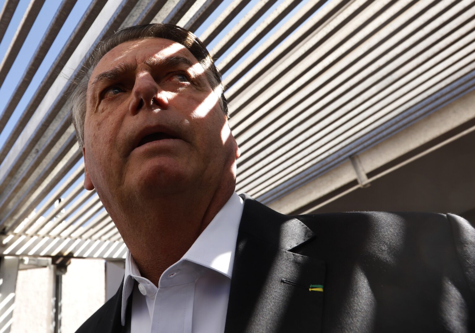 Justiça Suspende Benefícios Vitalícios de Bolsonaro: Custo de R$ 1 Milhão em 2023 Imagem do artigo