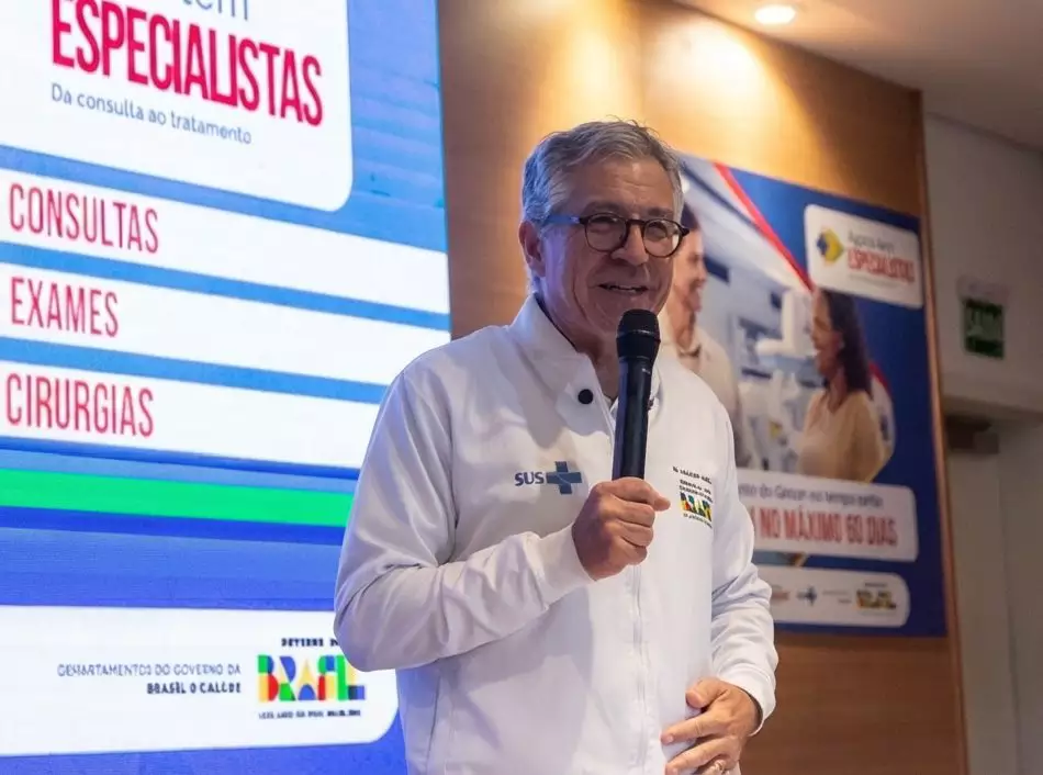 Ministro da Saúde Anuncia Distribuição de Vacina Contra Dengue em Janeiro