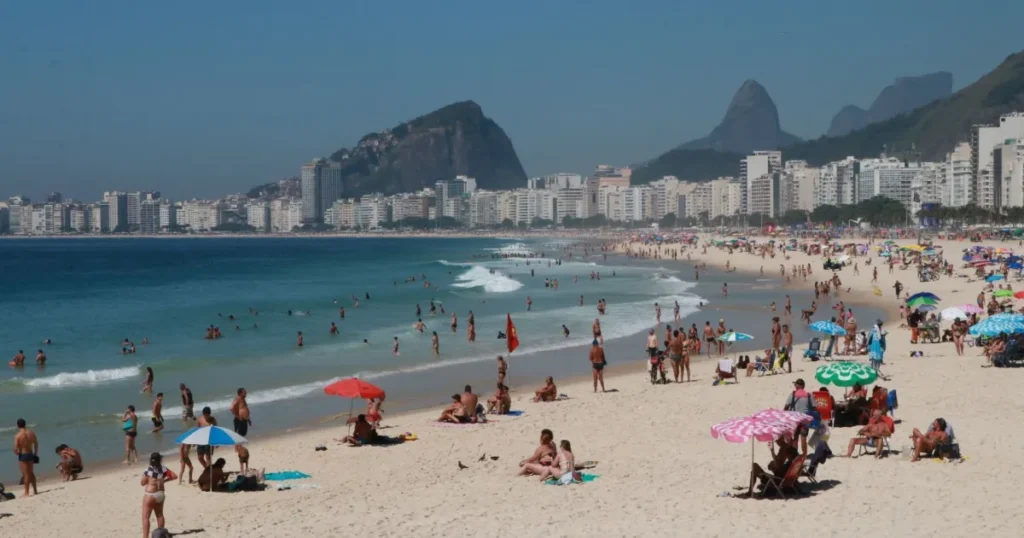 Rio de Janeiro atinge Nível 2 do Protocolo de Calor: Entenda o que isso significa