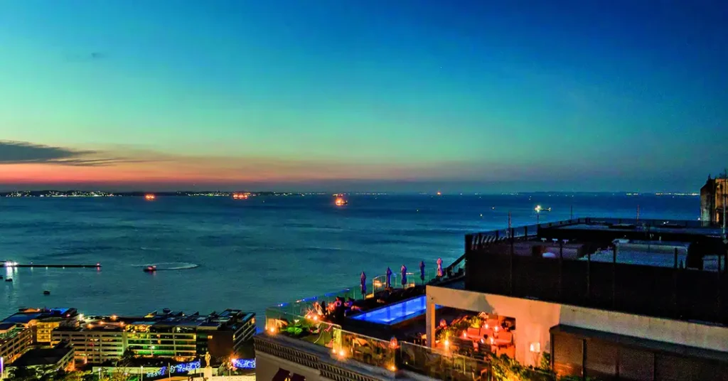 Salvador: A Capital do Verão com Turismo em Alta e Atrações Imperdíveis