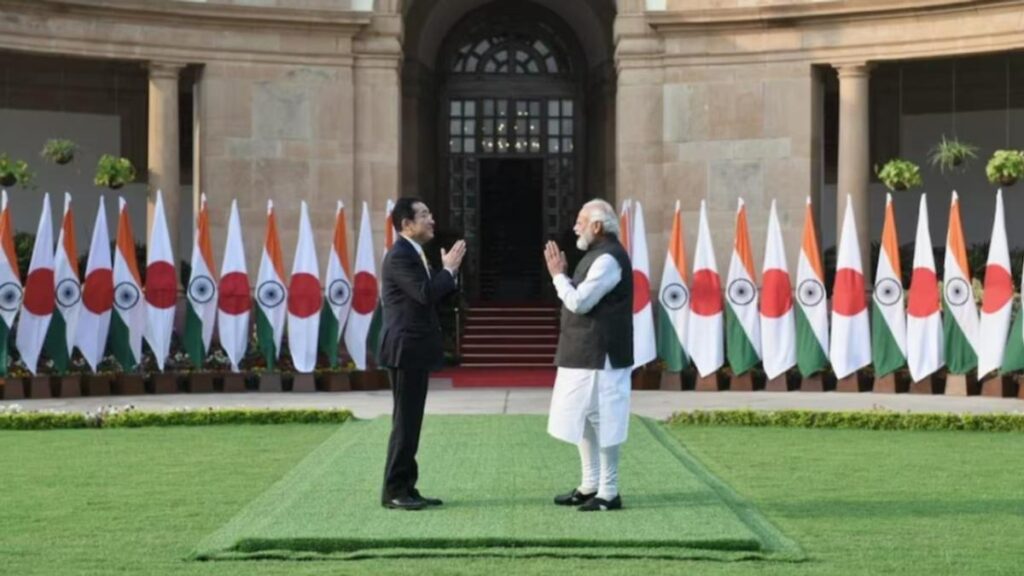 A Ascensão da Índia e do Japão na Economia Global A Ascensão da Índia e do Japão na Economia Global