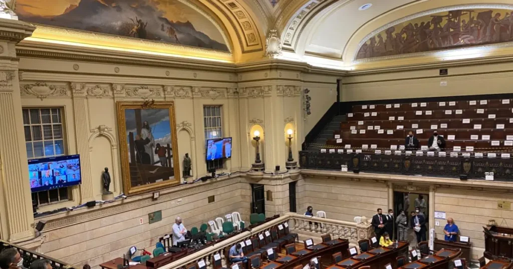 Alerj Exonera 186 Funcionários em Grande Reestruturação