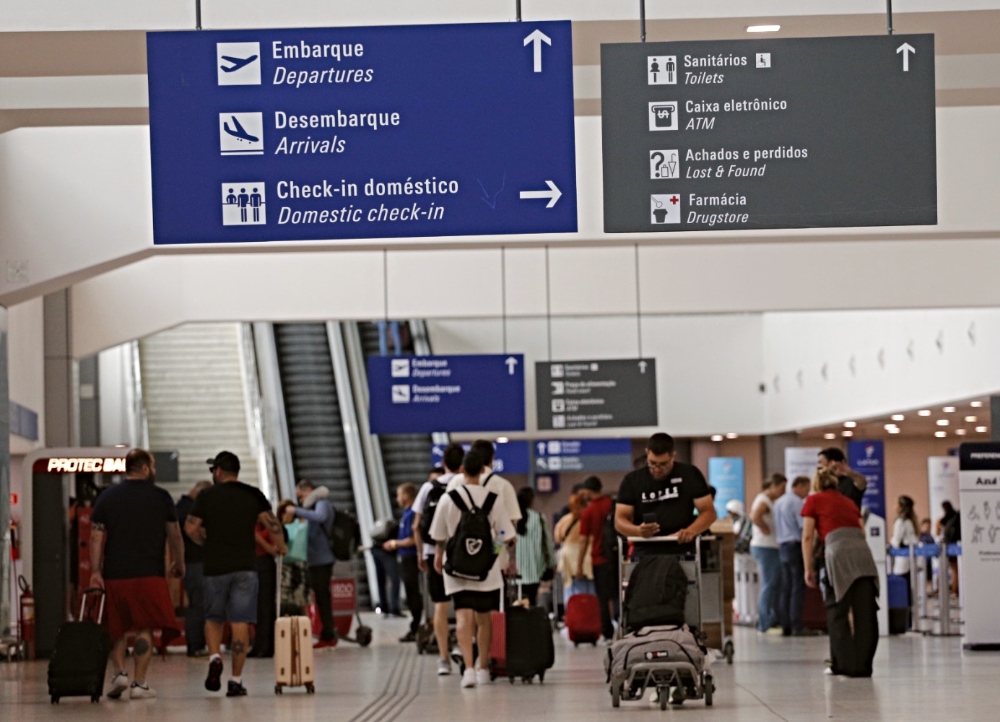 Brasil Atraí Quase 10 Milhões de Turistas Estrangeiros em 2025