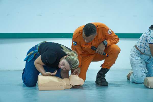 Capacitação em Primeiros Socorros: Mais de Mil Educadores Participam de Treinamento