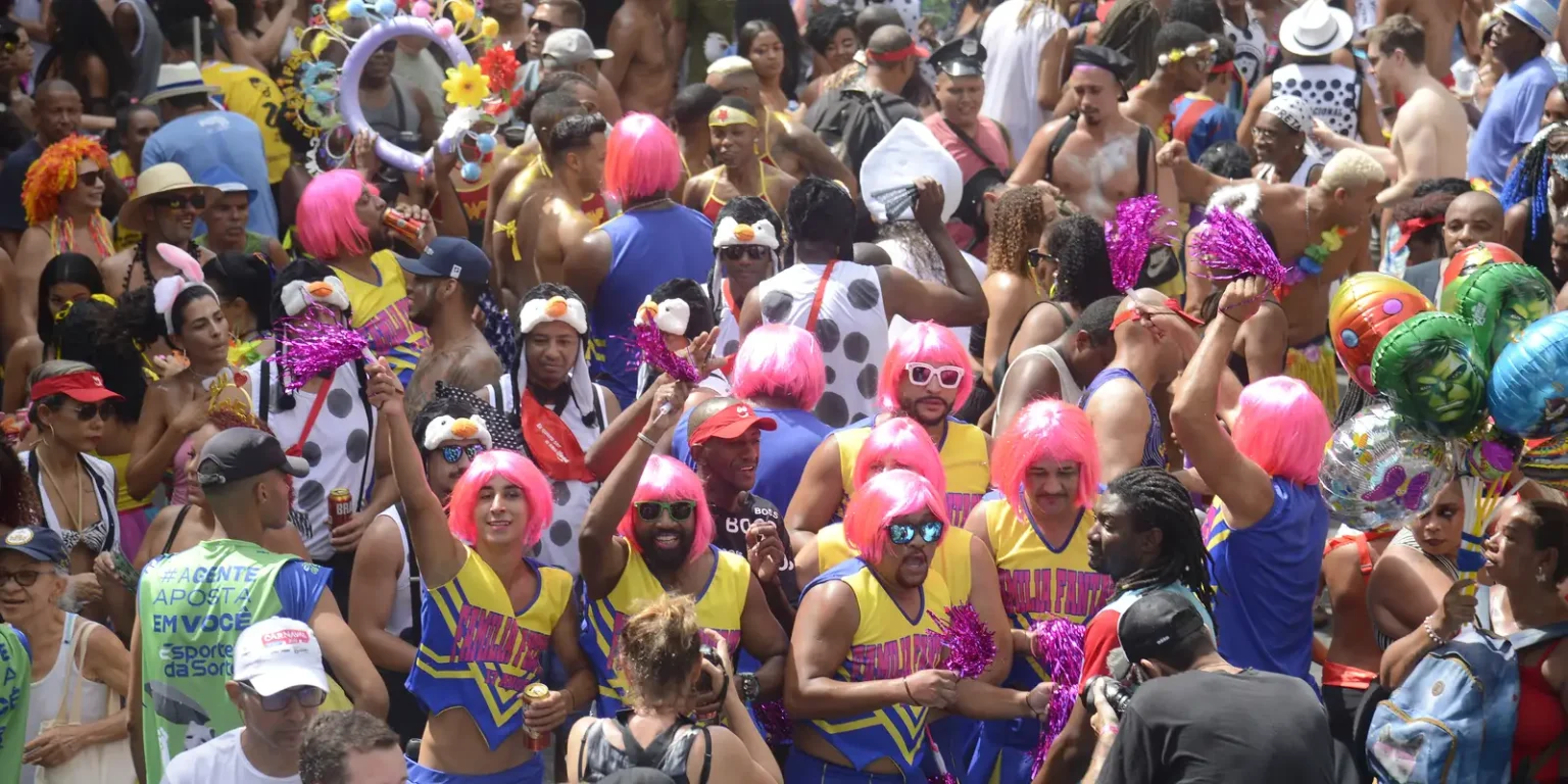 Carnaval 2026: Abertura da Folia de Rua no Rio de Janeiro Transforma a Cidade em Festa