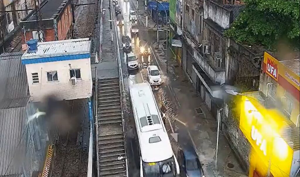 Chuva Intensa Impacta Várias Regiões do Rio e Capital Entra em Estágio 2