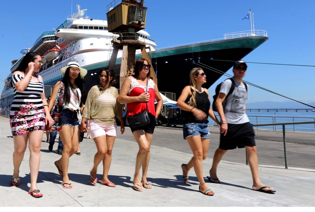 Crescimento do Setor de Serviços: Turismo no Rio alcança alta de 4% em um ano