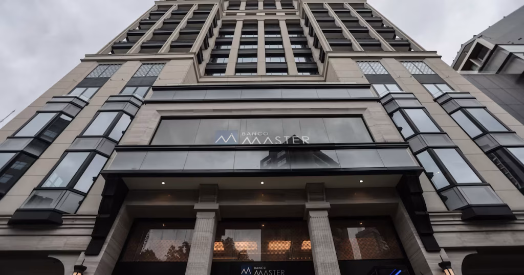 Déficit da Rioprevidência é 500 vezes maior que perdas do fundo Master Déficit da Rioprevidência é 500 vezes maior que perdas do fundo Master