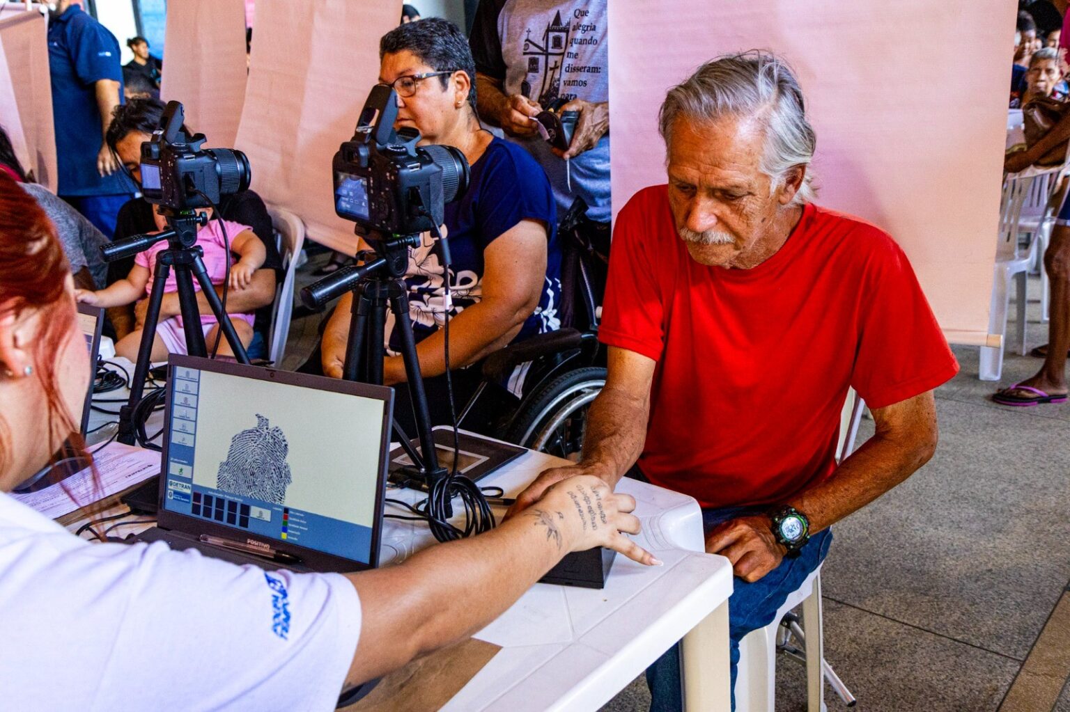 Detran RJ Oferece Atendimento Prioritário para Idosos e PCDs Neste Sábado