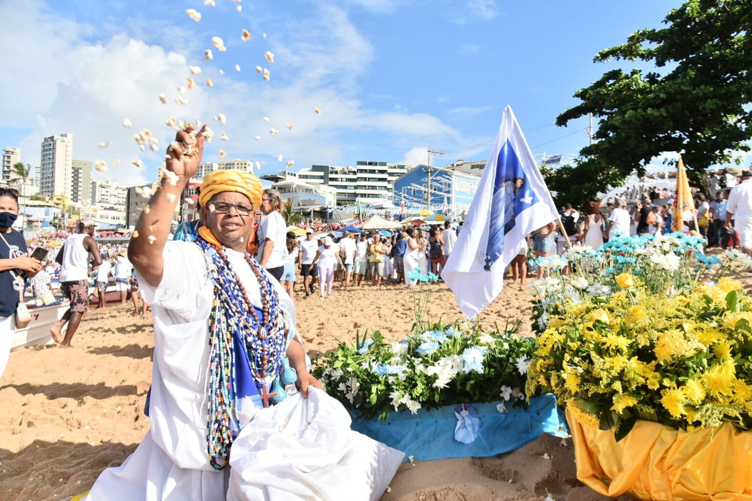 Festa de Iemanjá e Boemia: Descubra as Riquezas do Rio Vermelho em Salvador