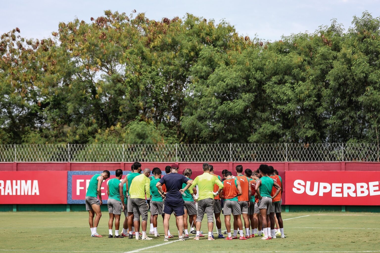 Fluminense Unifica Treinos e Se Prepara Para Estreia do Time Titular Contra o Flamengo