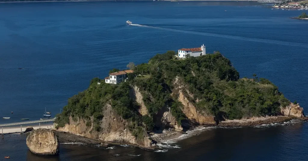 Ilha da Boa Viagem: Atração Cultural em Niterói Que Você Precisa Conhecer Ilha da Boa Viagem: Atração Cultural em Niterói Que Você Precisa Conhecer