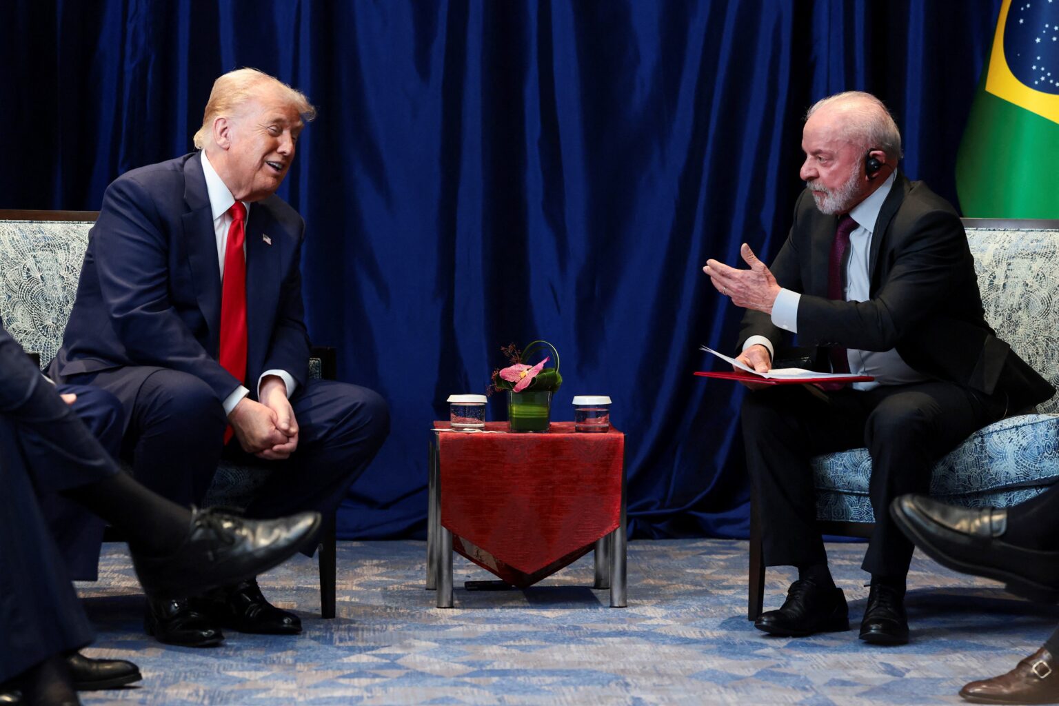 Lula Critica 'Genocídio' em Gaza e Avalia Convite de Trump para 'Conselho de Paz'