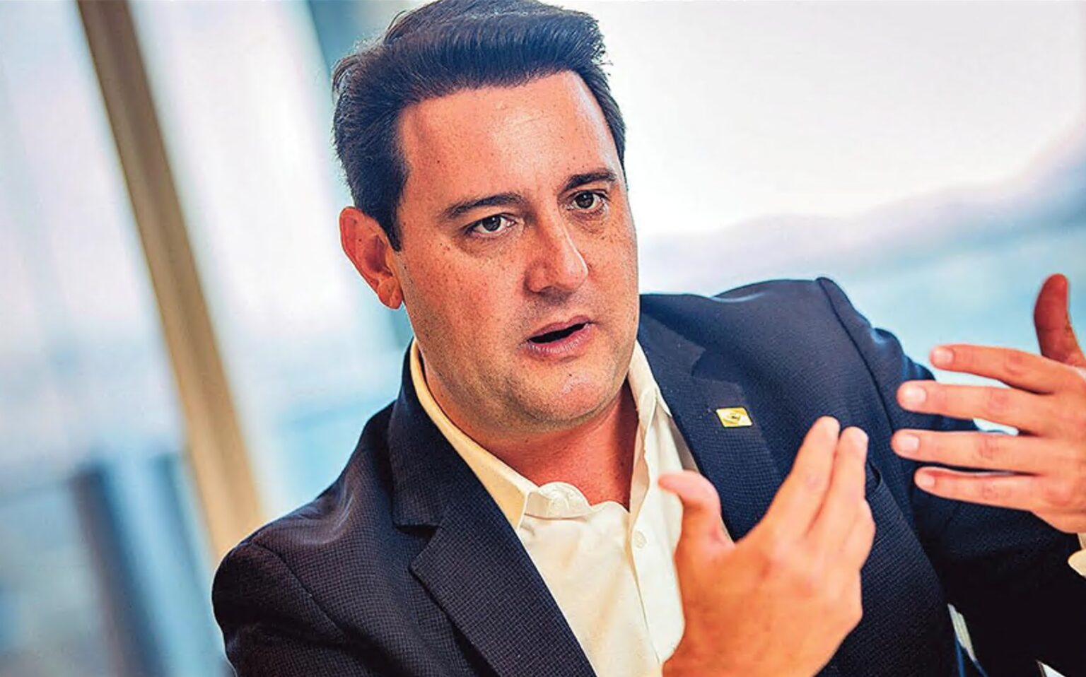 Ratinho Jr. Defende Indulto a Bolsonaro e Outros Condenados do 8 de Janeiro Ratinho Jr. Defende Indulto a Bolsonaro e Outros Condenados do 8 de Janeiro