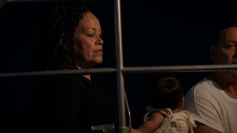 Rihanna é vista em iate com filha; rumores de show gratuito no RJ agitam fãs