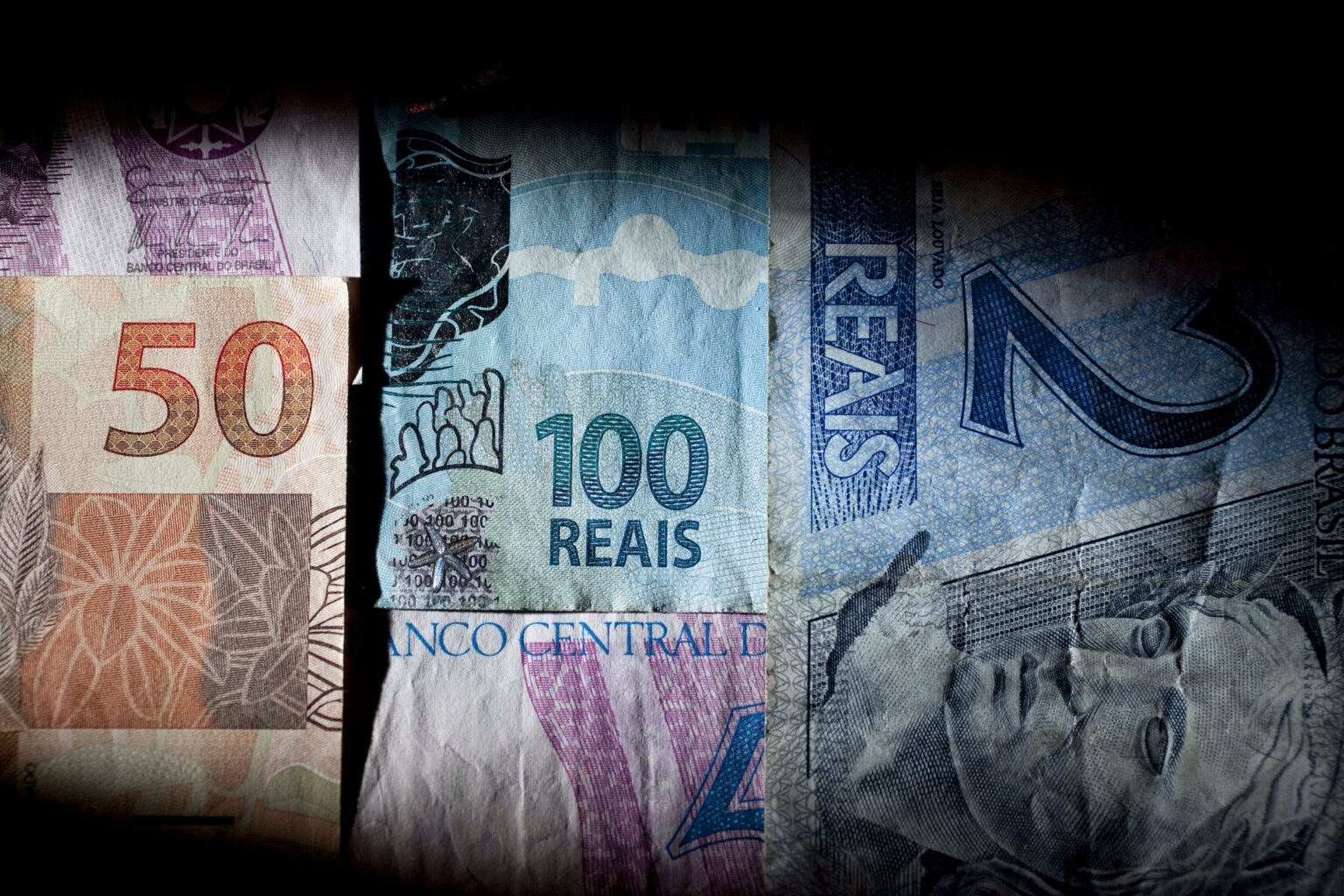 Salário Mínimo de R$ 1.621 Vigora Nesta Quinta-Feira; Entenda as Mudanças Salário Mínimo de R$ 1.621 Vigora Nesta Quinta-Feira; Entenda as Mudanças