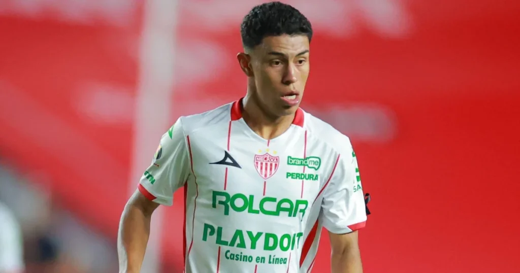 Vasco Recebe Reforço Importante com Chegada de Johan Rojas ao Rio de Janeiro