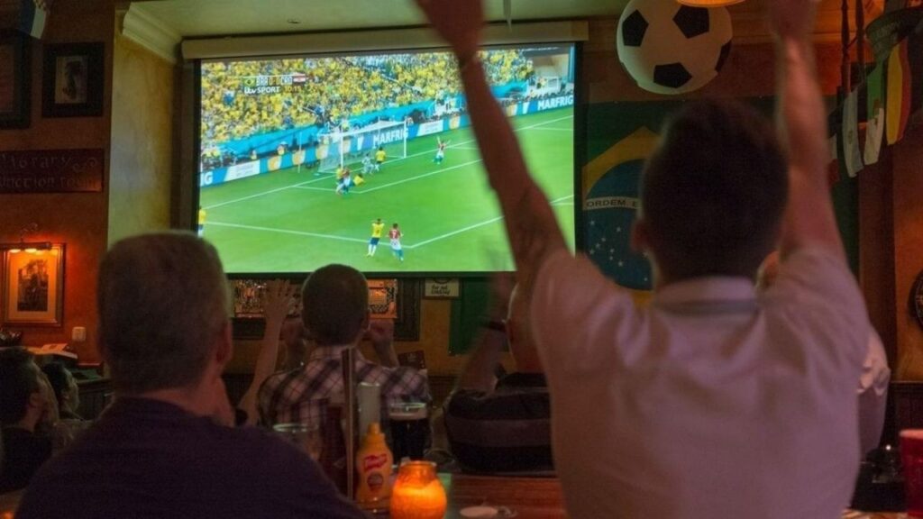 5 Bares Imperdíveis no Rio para Assistir aos Jogos da Champions League com Amigos 5 Bares Imperdíveis no Rio para Assistir aos Jogos da Champions League com Amigos