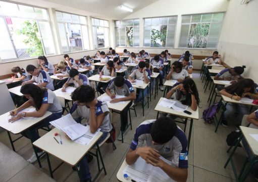 Aulas Recomeçam para 90 Mil Alunos no Ensino Fundamental em Campos Aulas Recomeçam para 90 Mil Alunos no Ensino Fundamental em Campos