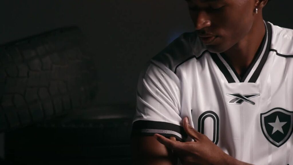 Botafogo e Mizuno: Parceria Promissora para Materiais Esportivos