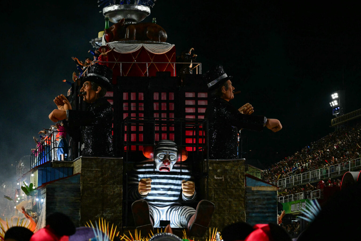 Cultura em Movimento: Homenagens a Rita Lee e Carolina de Jesus no Carnaval do Rio