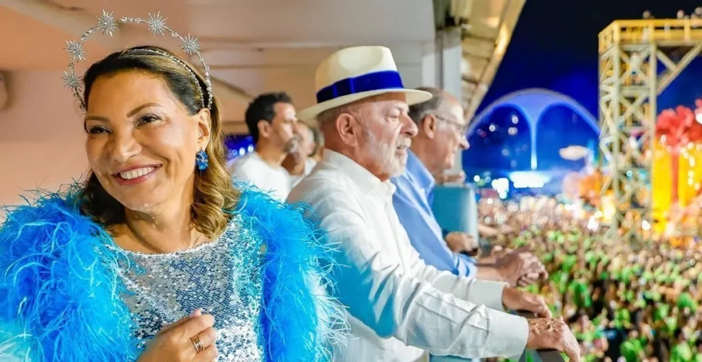 Desfile da Acadêmicos de Niterói Sustenta Liderança Digital em Menções sobre Lula