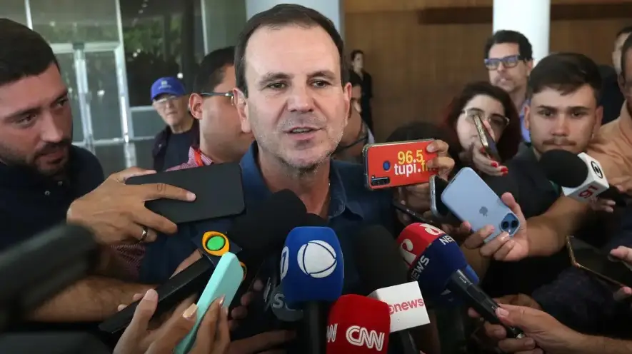 Eduardo Paes Deixa Prefeitura para Concorrer ao Governo do Rio em Março Eduardo Paes Deixa Prefeitura para Concorrer ao Governo do Rio em Março