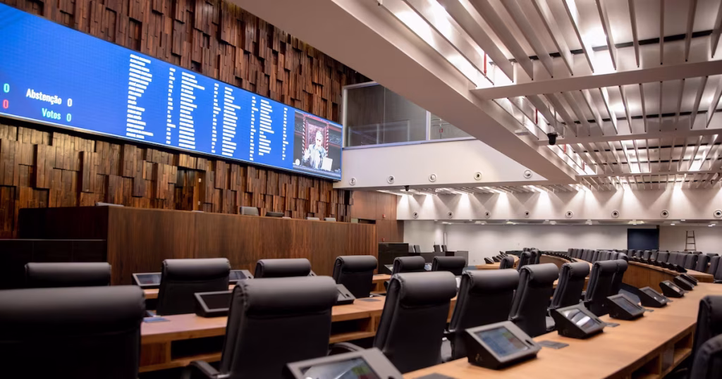 Eleições Indiretas no RJ e RN: Renúncias Aceleram Processo para Governadores 'Tampões'