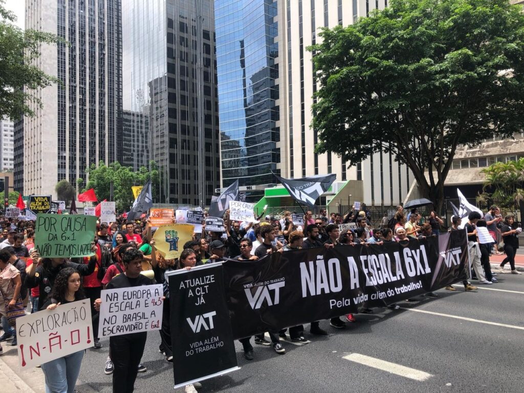 Fim da Escala 6x1: Implementação Gradual Pode Minimizar Riscos Econômicos, Aponta Estudo