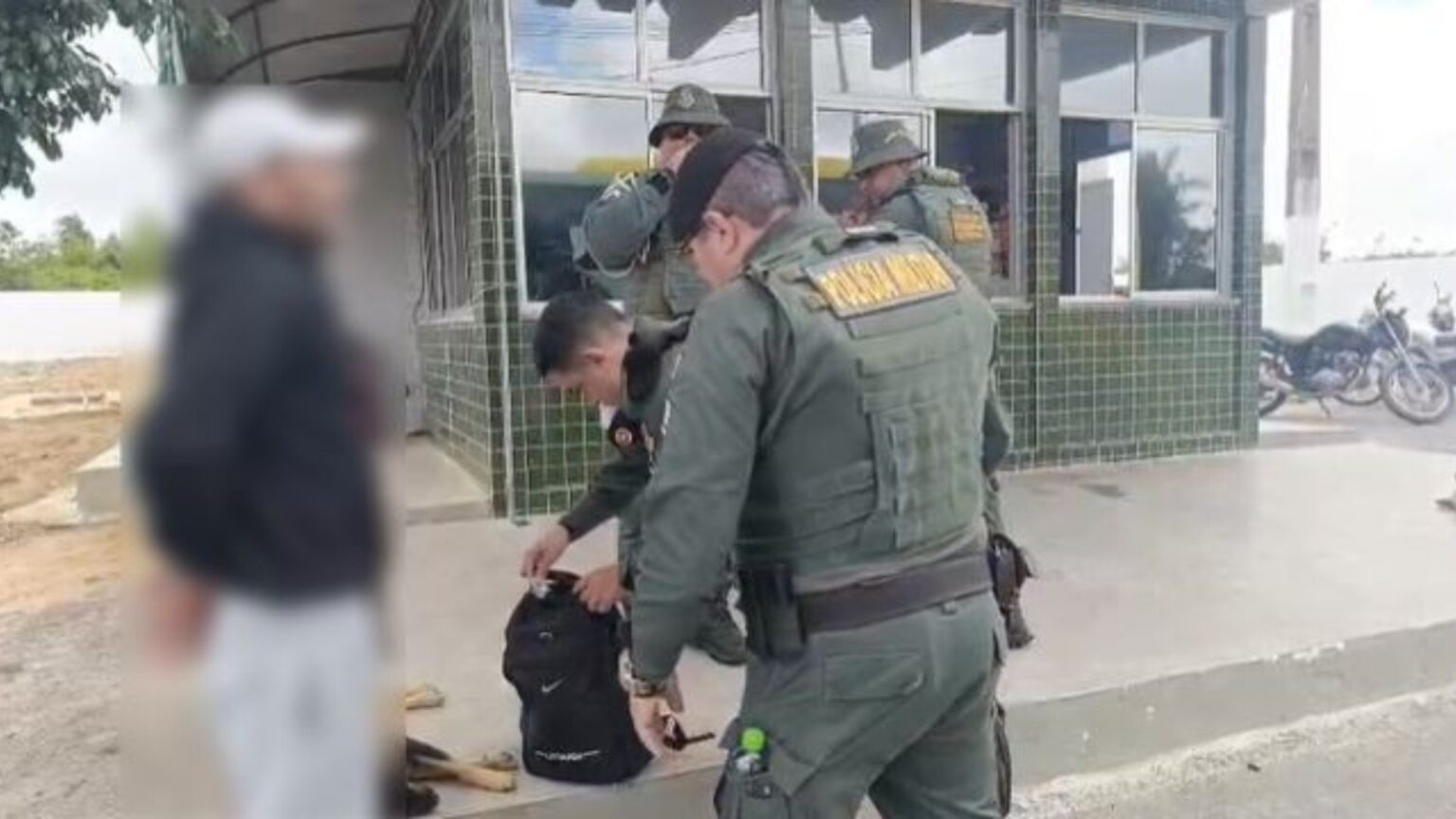 Homicida Foragido é Capturado em Ônibus no Ceará