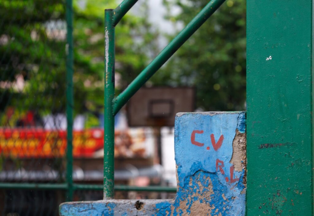 O Impacto da Expansão do Comando Vermelho em Paraty: Moradores e Comércio em Crise