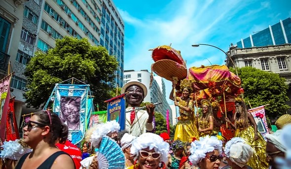 Os Blocos de Rua Cariocas Completam 120 Anos: Uma Trajetória Marcada por Política e Cultura