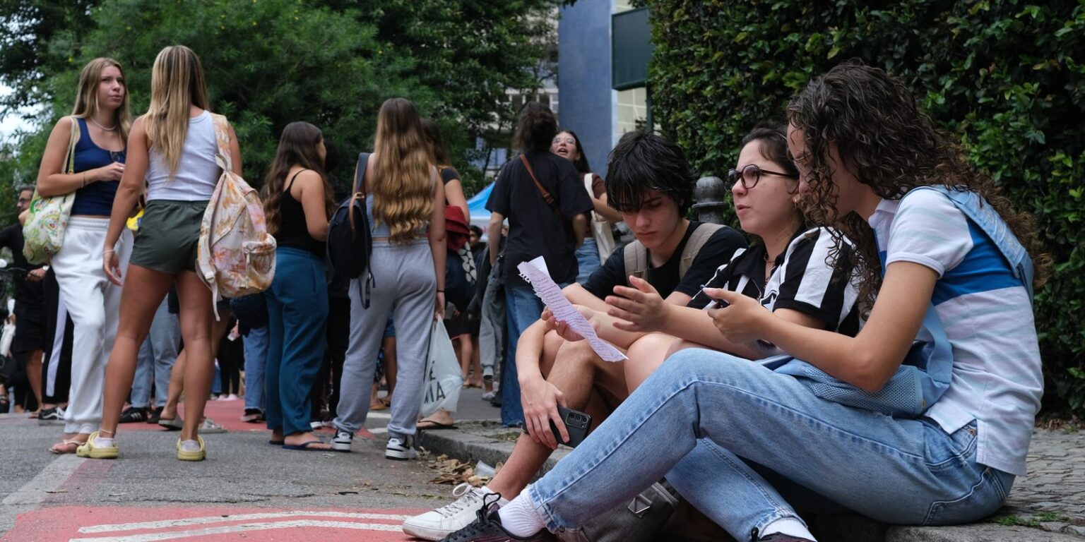 Pé-de-Meia Licenciaturas: Inscrições Abertas para Estudantes de 2026 Pé-de-Meia Licenciaturas: Inscrições Abertas para Estudantes de 2026