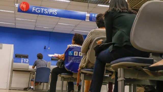 PIS/Pasep: Mais de 25 milhões poderão consultar abono salarial a partir de quinta-feira PIS/Pasep: Mais de 25 milhões poderão consultar abono salarial a partir de quinta-feira