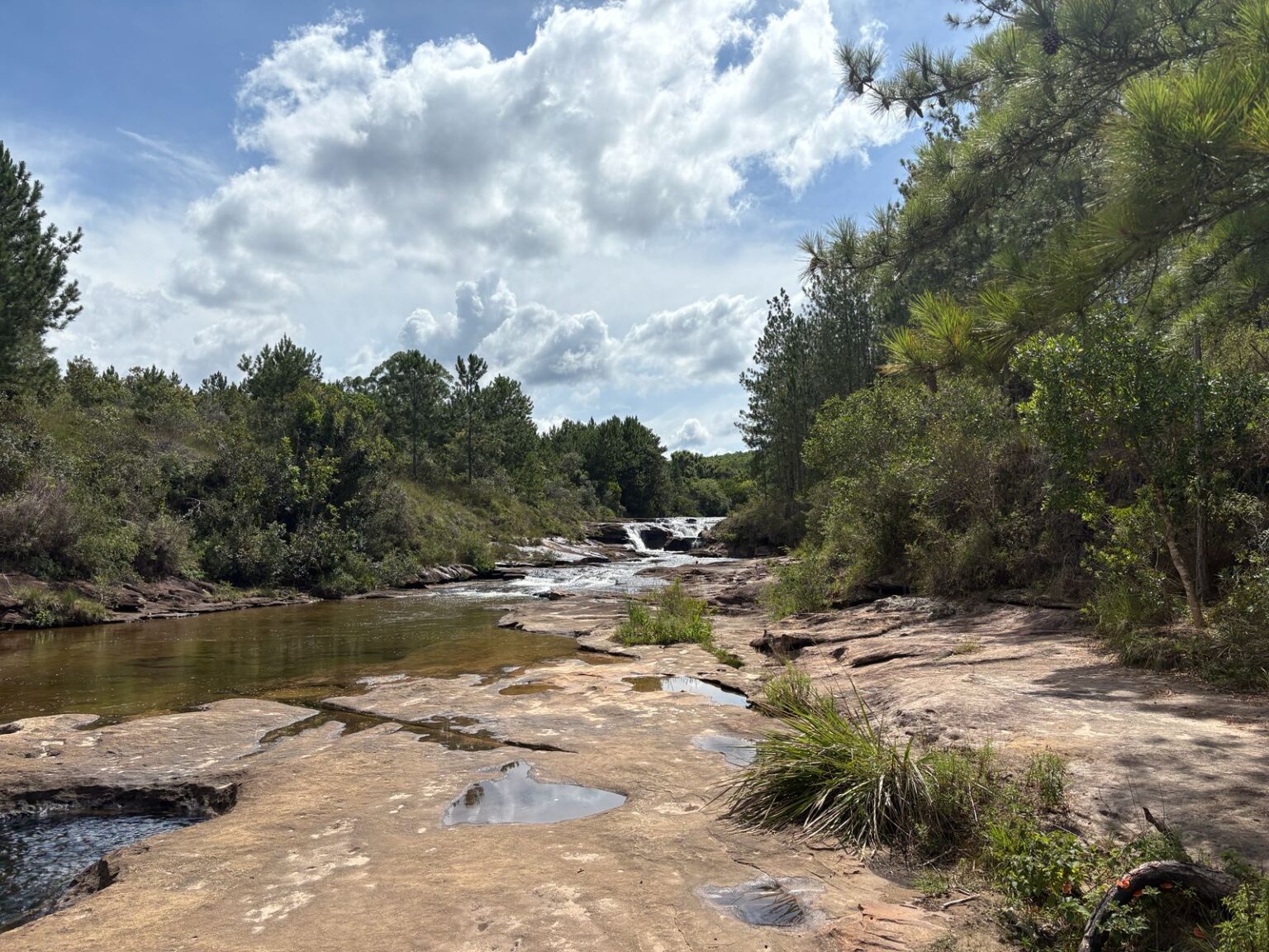 Prefeitura de Itararé Revela Dados Impressionantes de Visitação no Rio Verde em Janeiro
