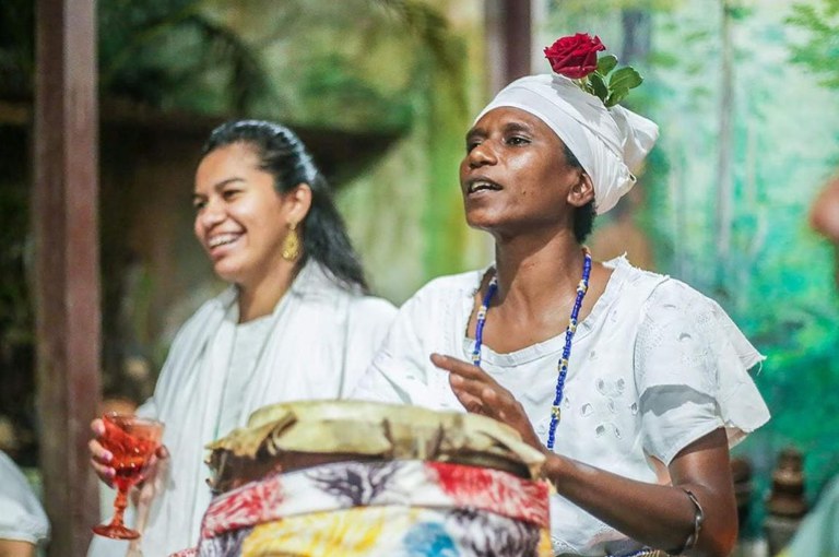 Projeto Nzinga Transforma a Percussão Afro-Brasileira em Oportunidade para Mulheres em Belém