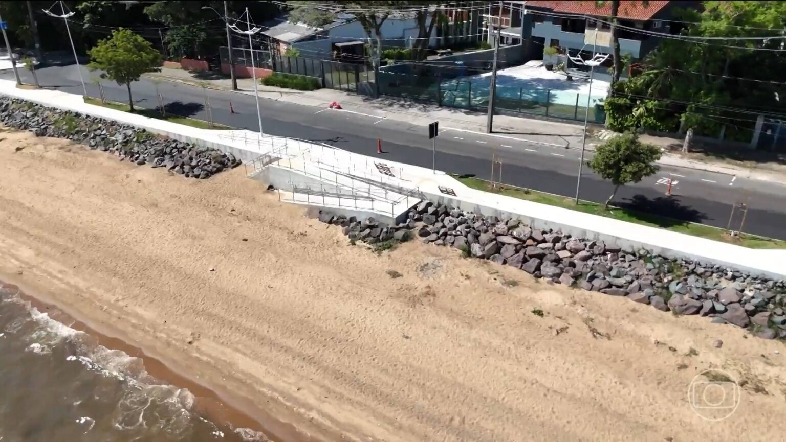 Revitalização da Orla de Porto Alegre: Desafios e Esperanças para o Futuro