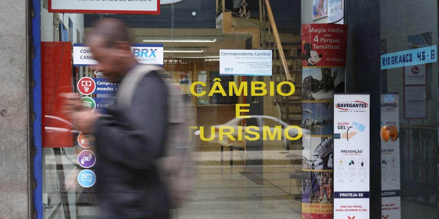 Setor de Serviços no Brasil Registra Queda de 0,4% em Dezembro de 2025