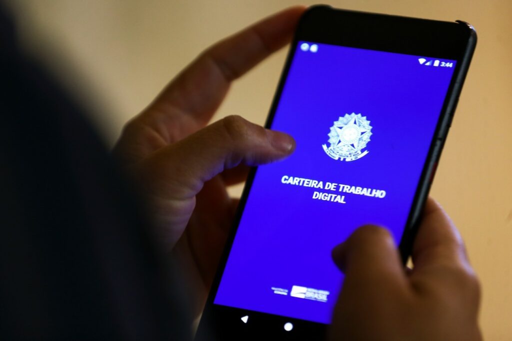 71% dos Brasileiros Apoiam o Fim da Escala 6×1, Revela Pesquisa Datafolha 71% dos Brasileiros Apoiam o Fim da Escala 6x1, Revela Pesquisa Datafolha