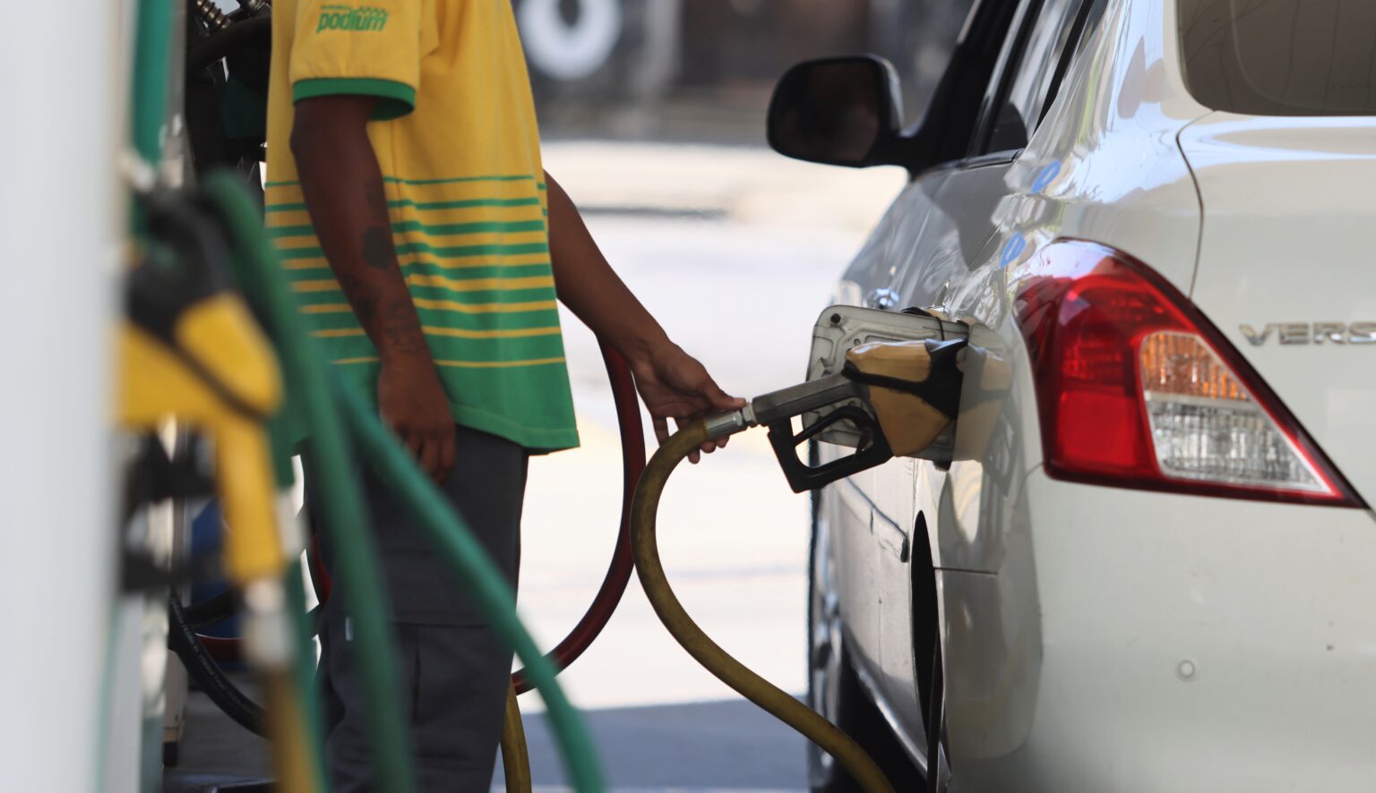 Aumento no Preço da Gasolina e Diesel Impacta o Bolso dos Cariocas
