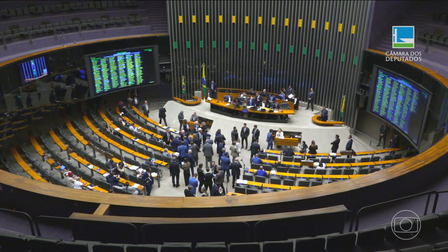 Câmara Aprova PEC da Segurança Pública: Votação e Desdobramentos em Dois Turnos