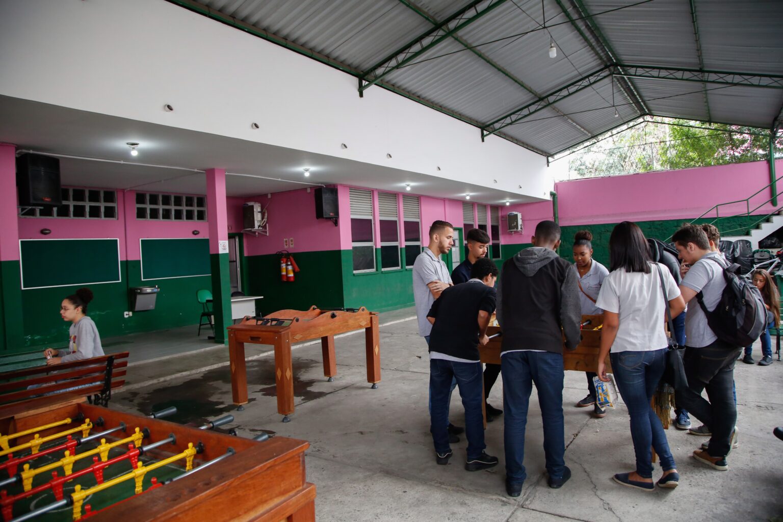 CAMP Mangueira Promove Debate sobre Violência de Gênero com Foco em Jovens e Famílias CAMP Mangueira Promove Debate sobre Violência de Gênero com Foco em Jovens e Famílias